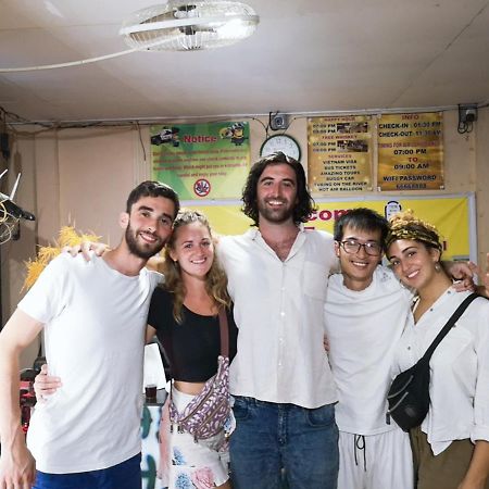 Real Vang Vieng Backpacker Hostel Ngoại thất bức ảnh