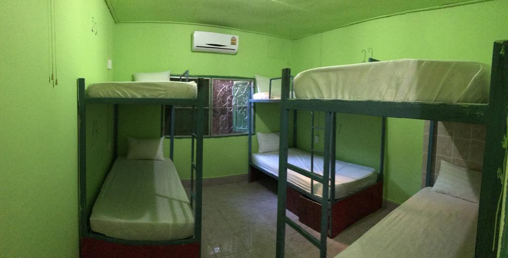 Real Vang Vieng Backpacker Hostel Ngoại thất bức ảnh