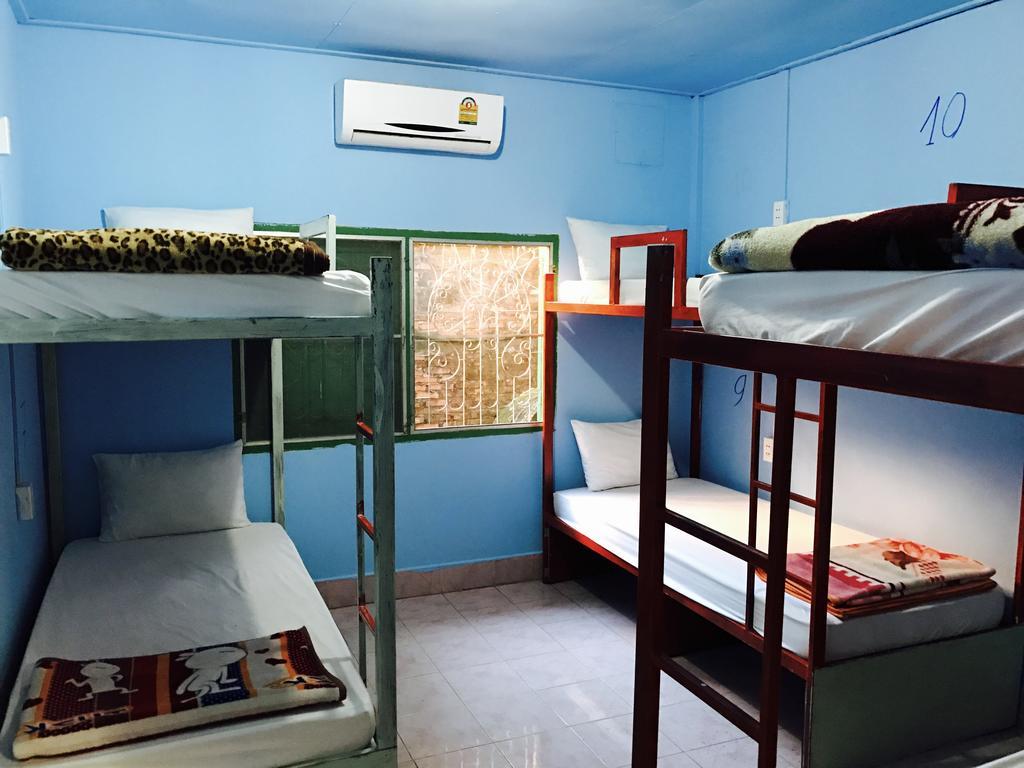 Real Vang Vieng Backpacker Hostel Ngoại thất bức ảnh