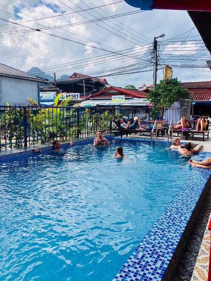 Real Vang Vieng Backpacker Hostel Ngoại thất bức ảnh
